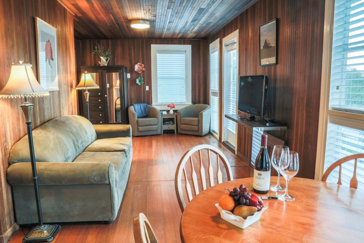 Inn At Schoolhouse Creek Little River Exterior photo